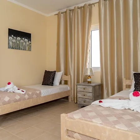 Apartman Chrispa's House